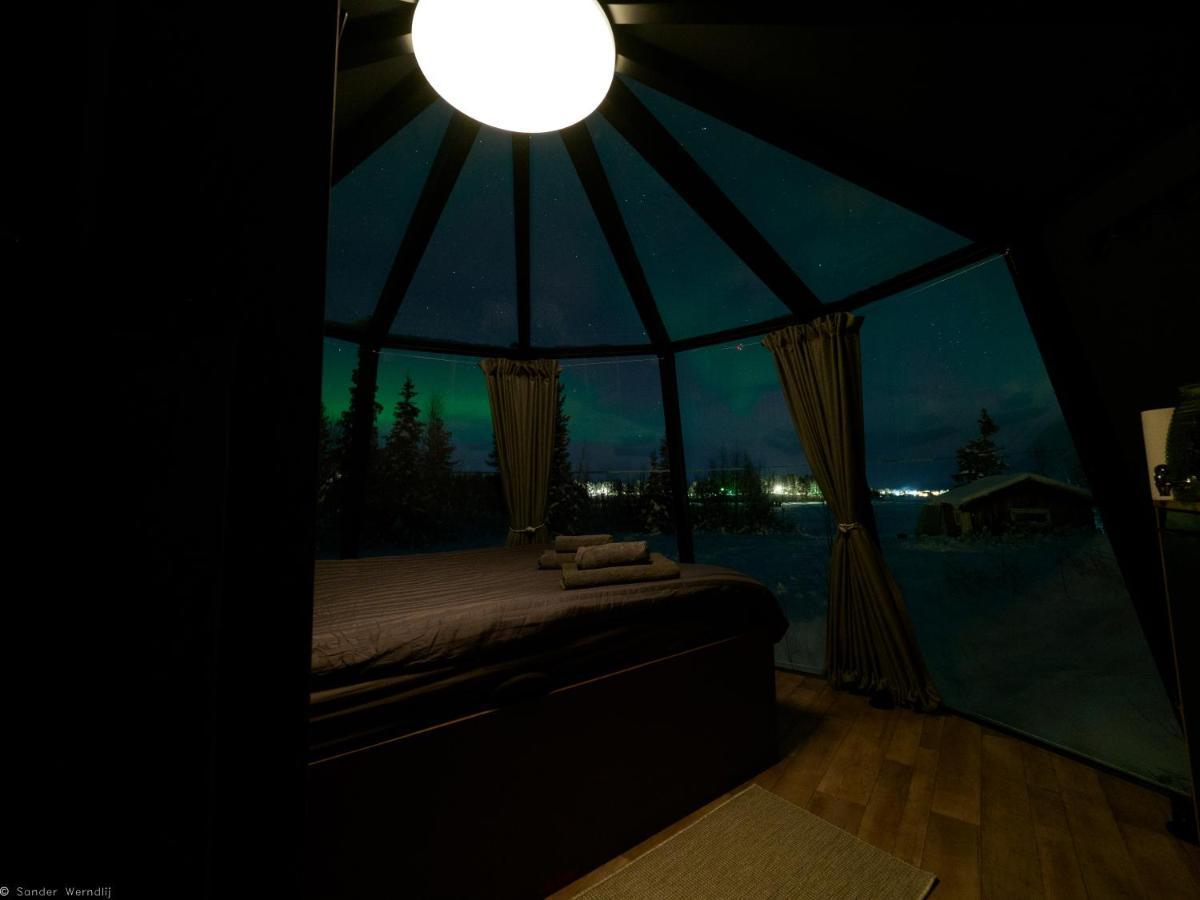 קירונה Aurora River Camp Glass Igloos & Cabins מראה חיצוני תמונה